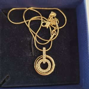Swarovski Gold round necklace